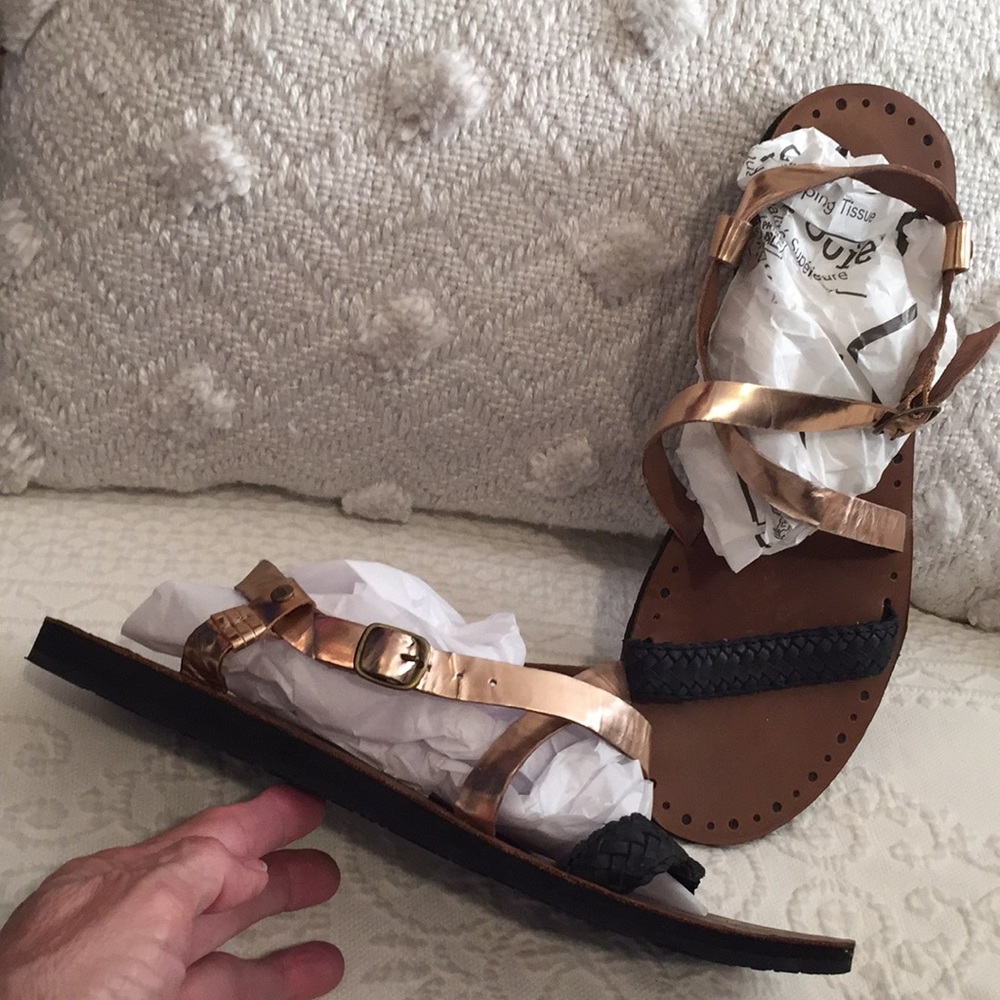 FINAL $$😱UGG Sandals